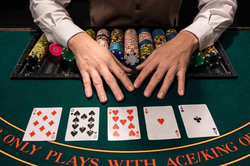 7 Chiến Lược Chơi Poker Chuyên Nghiệp Từ Cao Thủ 29 7 Chiến Lược Chơi Poker Chuyên Nghiệp Từ Cao Thủ